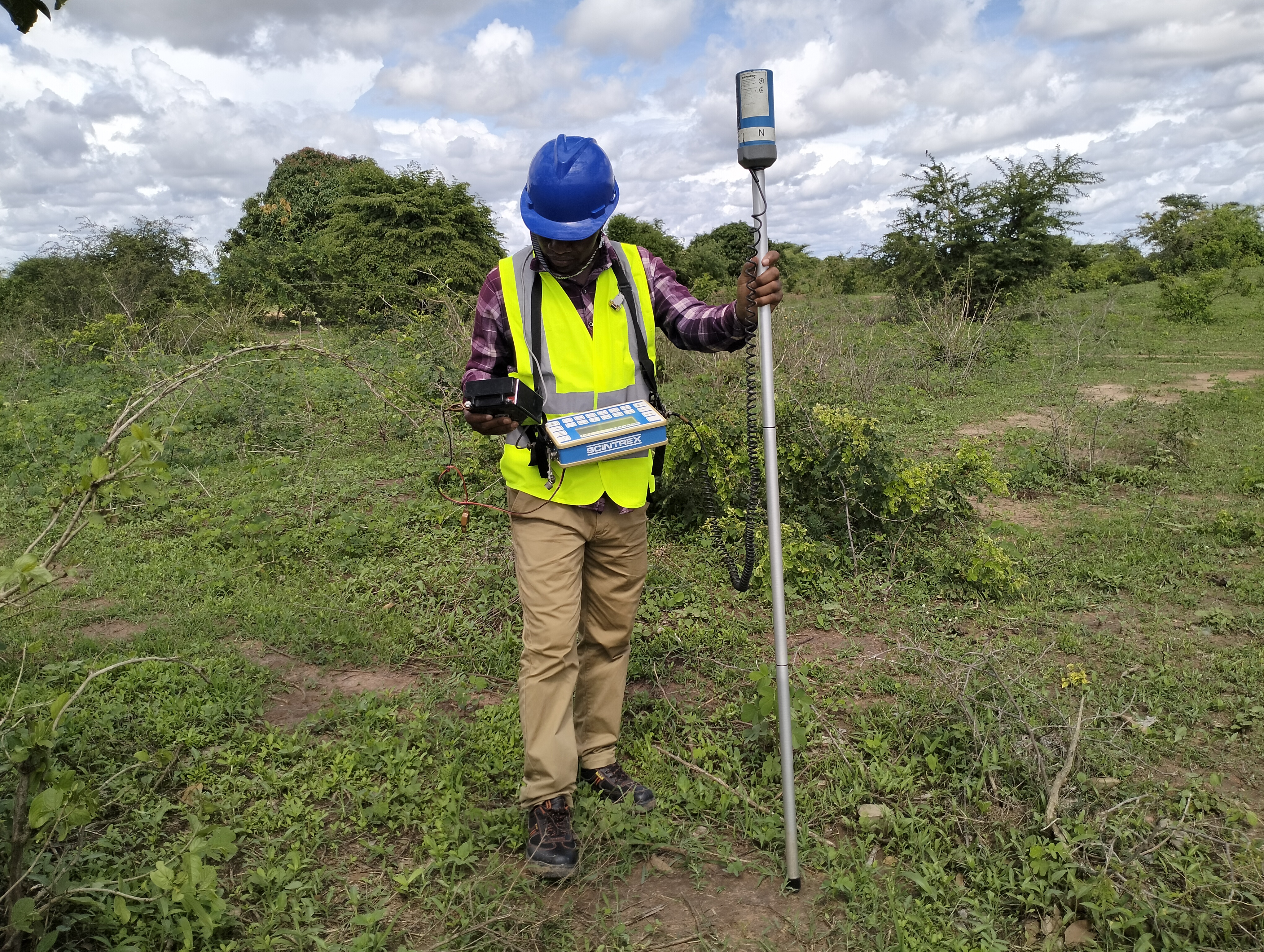 Groundwater field survey operations